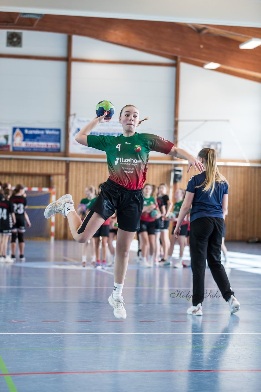 Bild 37 - wDJ HSG Kremperheide/Muensterdorf - TSV SR Schuelp : Ergebnis: 26:5